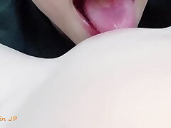 Japanese Bimbo Obsessed with Cunnilingus