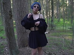 Mira Wair's Forest Fuck for Cash